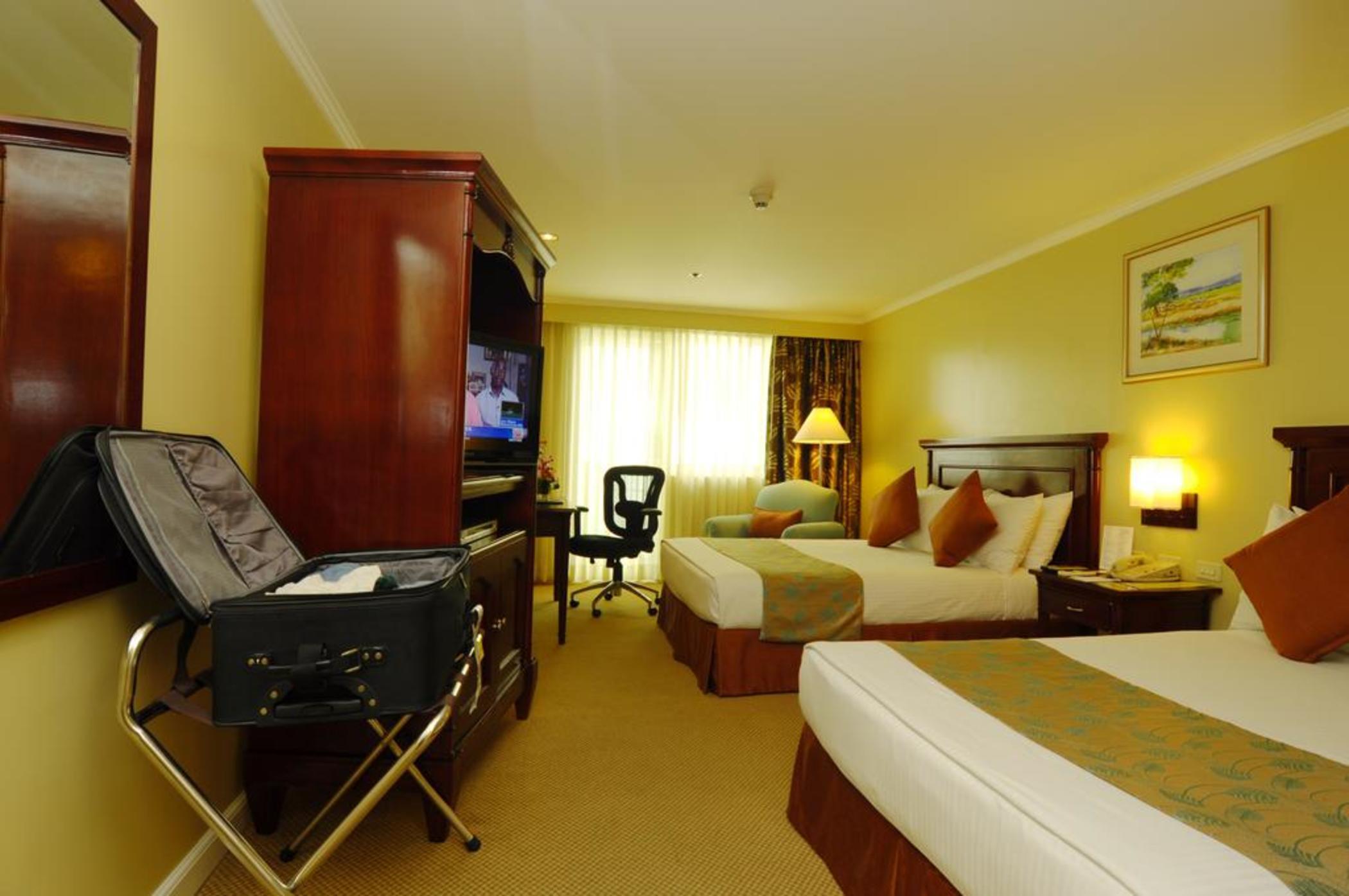 Oxford Suites Makati Makati City Dış mekan fotoğraf