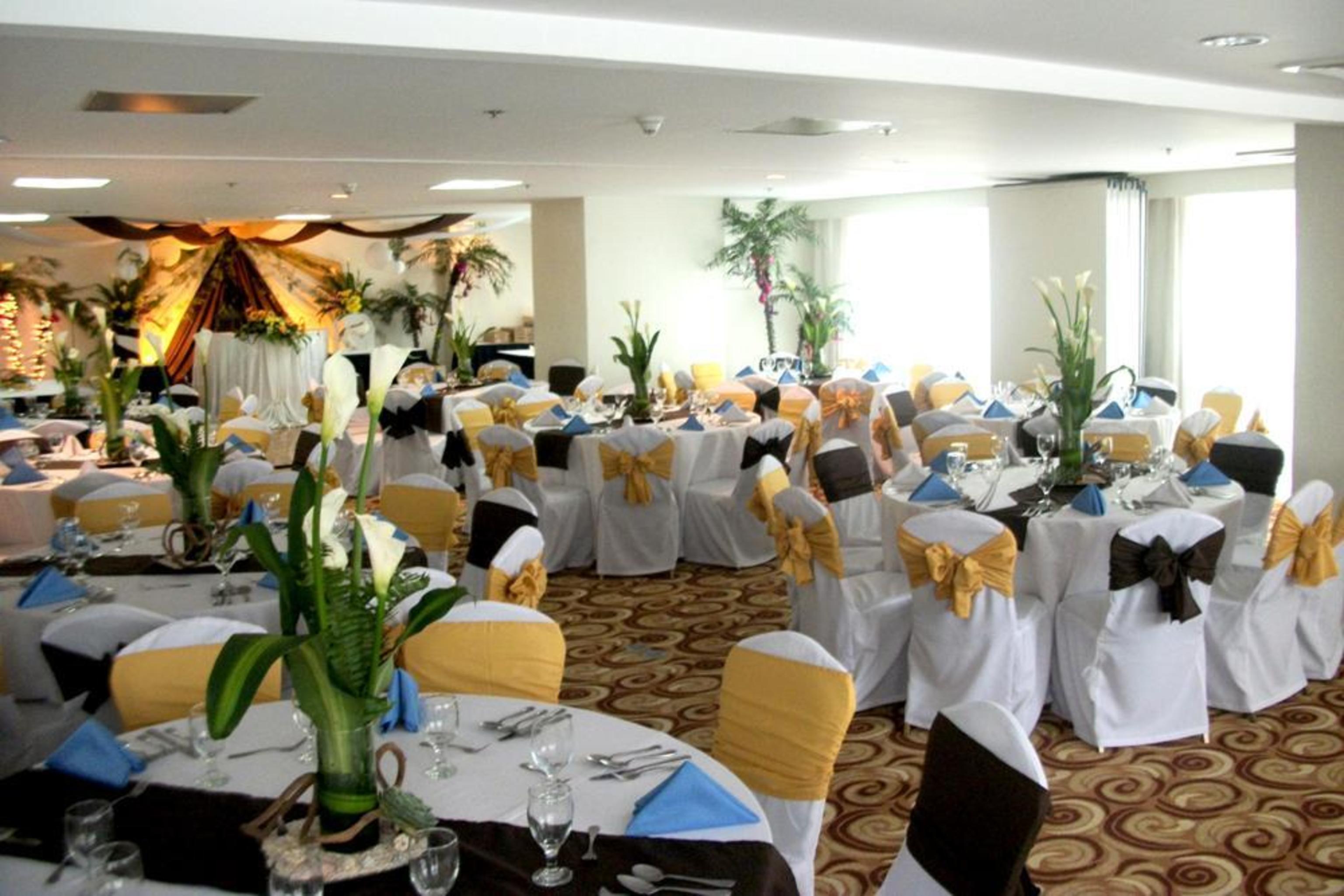 Oxford Suites Makati Makati City Dış mekan fotoğraf