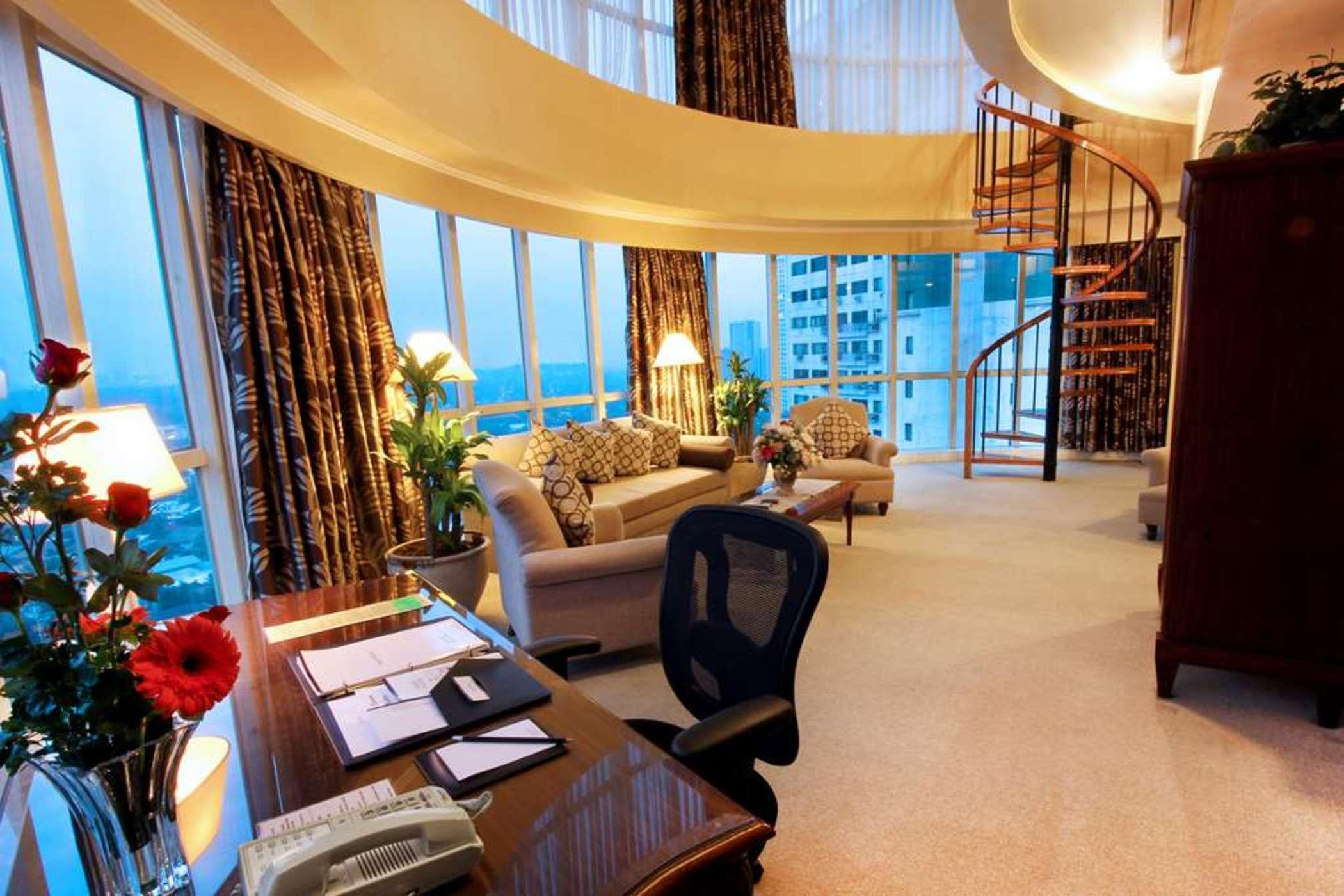 Oxford Suites Makati Makati City Dış mekan fotoğraf