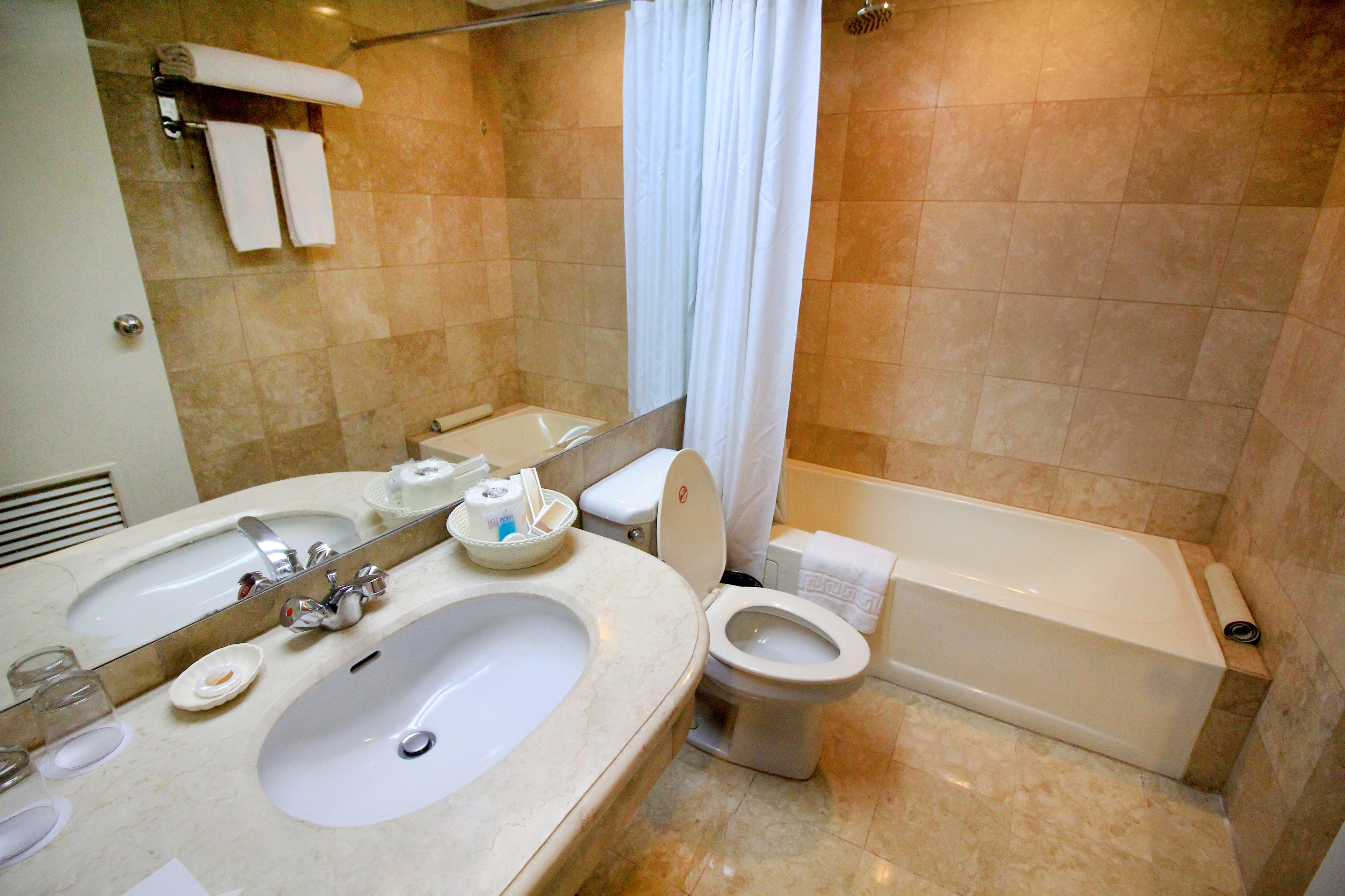 Oxford Suites Makati Makati City Dış mekan fotoğraf